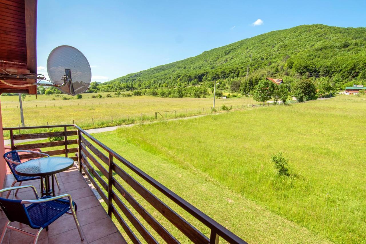 Отель Soul Vacation Кореница Экстерьер фото